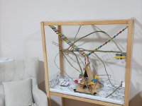 El Yapımı Geniş Ahşap Oyun Kafesi