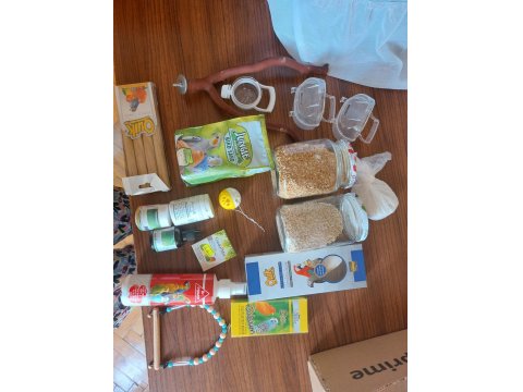 Kafesi Ve Tüm Malzemeleriyle Birlikte Çift Muhabbet Kuşu